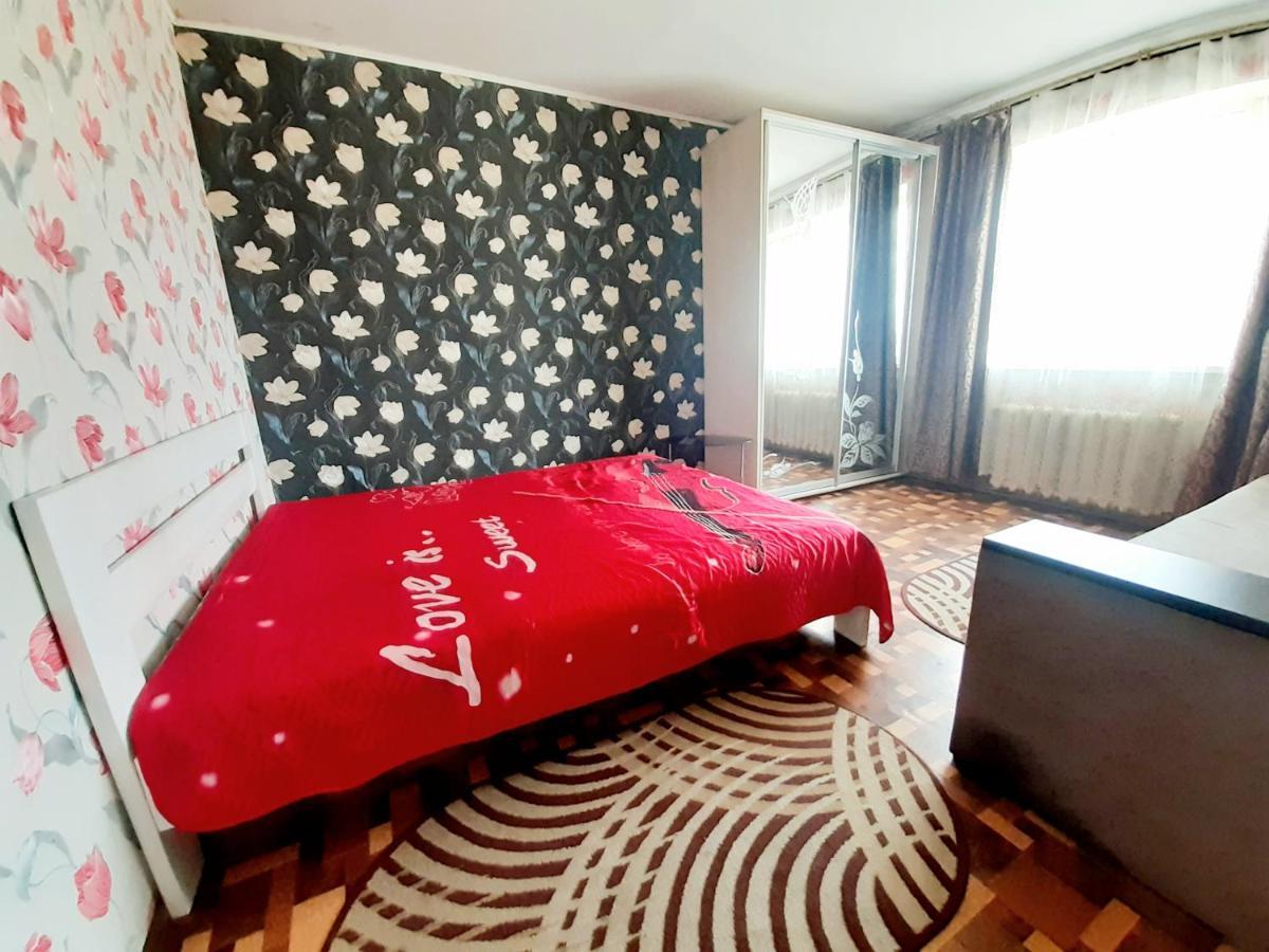 Apartmán Yanovskogo 3K Kropyvnyckyj Exteriér fotografie